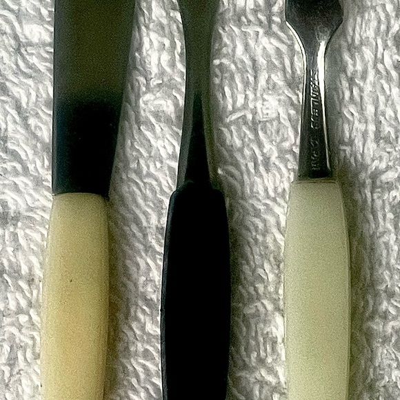 MATCHING LOT OF ‘18’ MID-CENTURY, APPETIZER FORKS, KNIVES, & PICKS (6-FULL SETS) - Picture 5 of 6